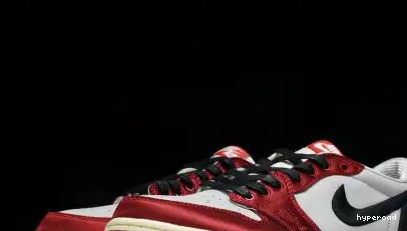 Hyperoad Room Retro Jordan 1 Trophy OG Low Home 0608